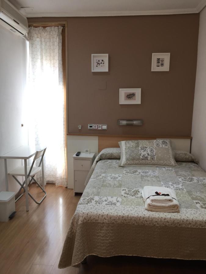 Alojamiento Jaén Madrid Esterno foto