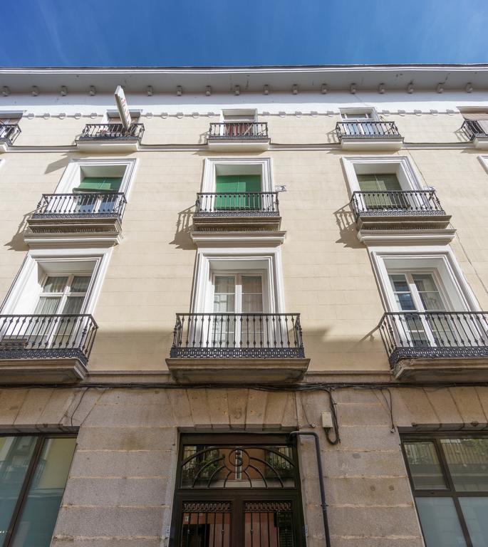 Alojamiento Jaén Madrid Esterno foto