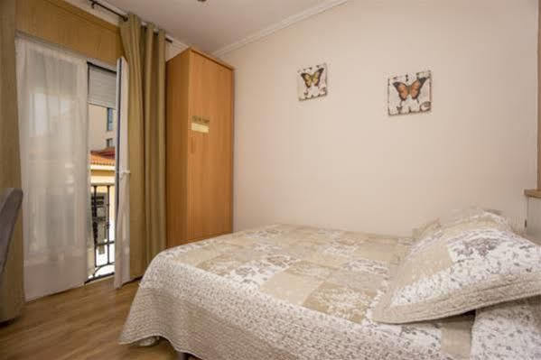 Alojamiento Jaén Madrid Esterno foto